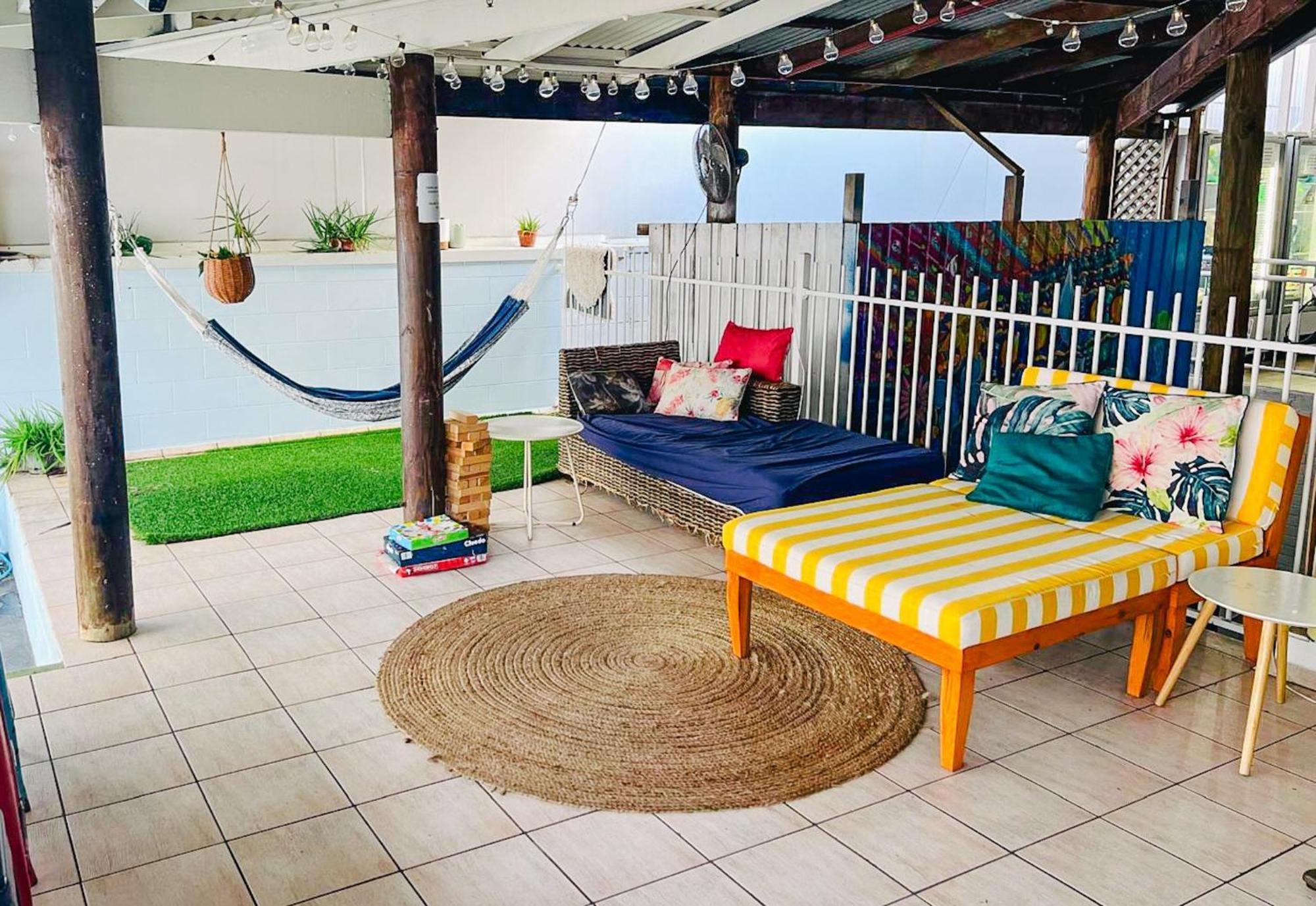 קאירנס The Espy Hostel מראה חיצוני תמונה