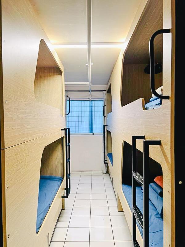 קאירנס The Espy Hostel מראה חיצוני תמונה